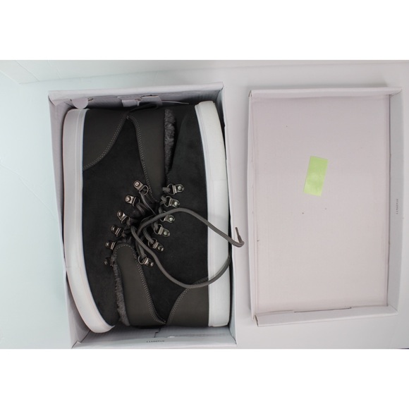 Harmony Balance NWT Flourish Grey Fur Booties 10 - Picture 4 of 5